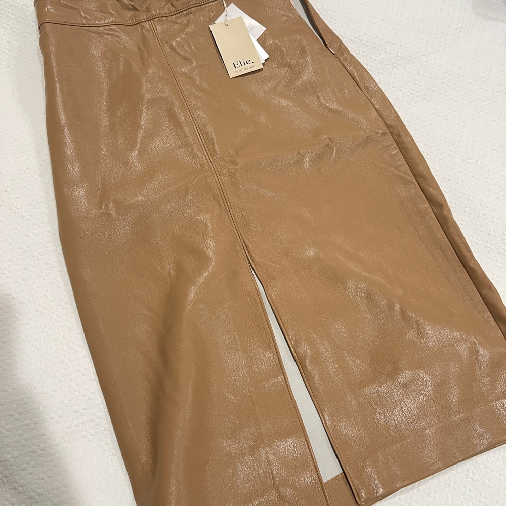 Elie Tahari Tan and Gray Skirt